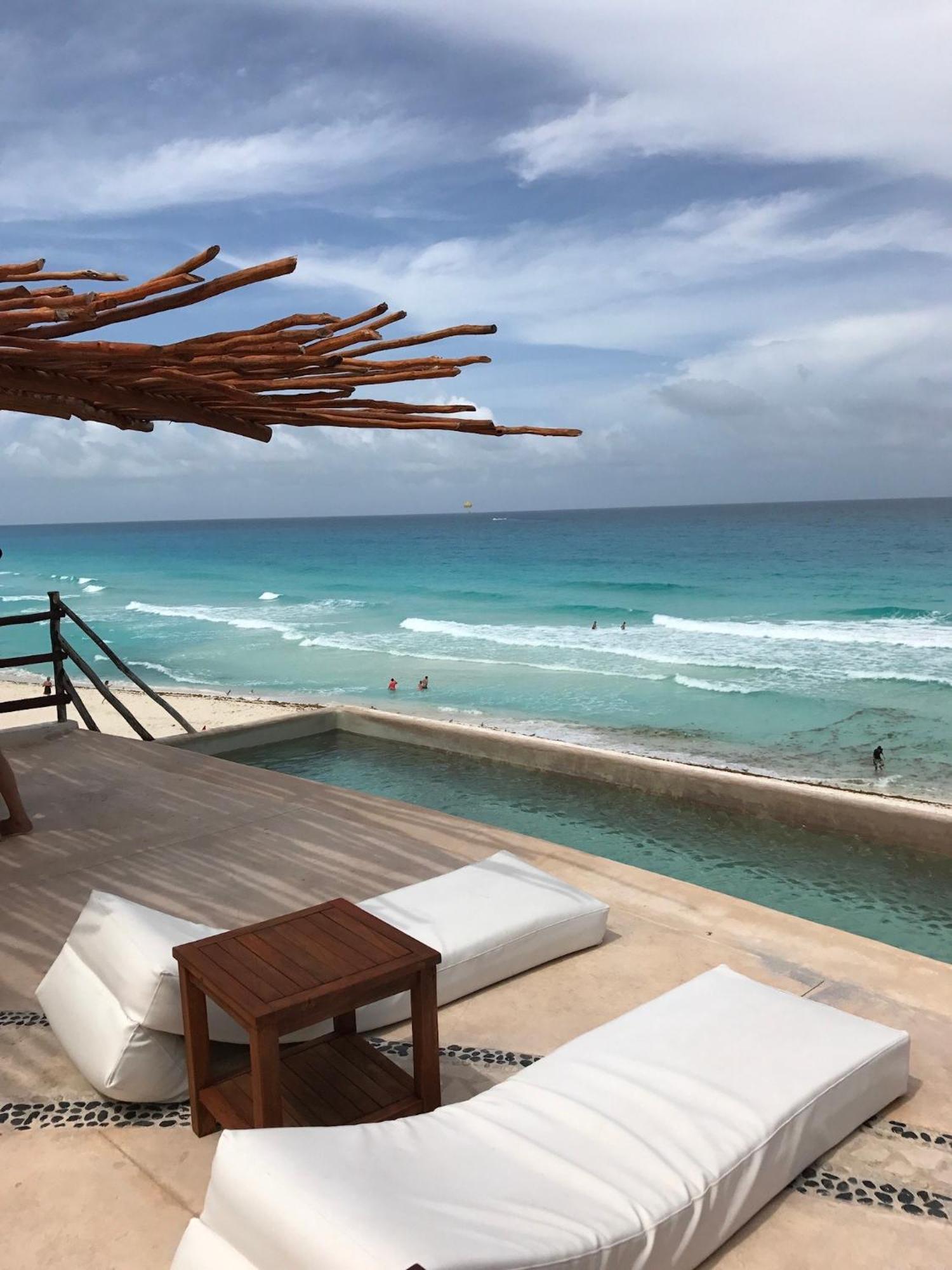 Cancun Beach Aparthotel Brisas Екстериор снимка